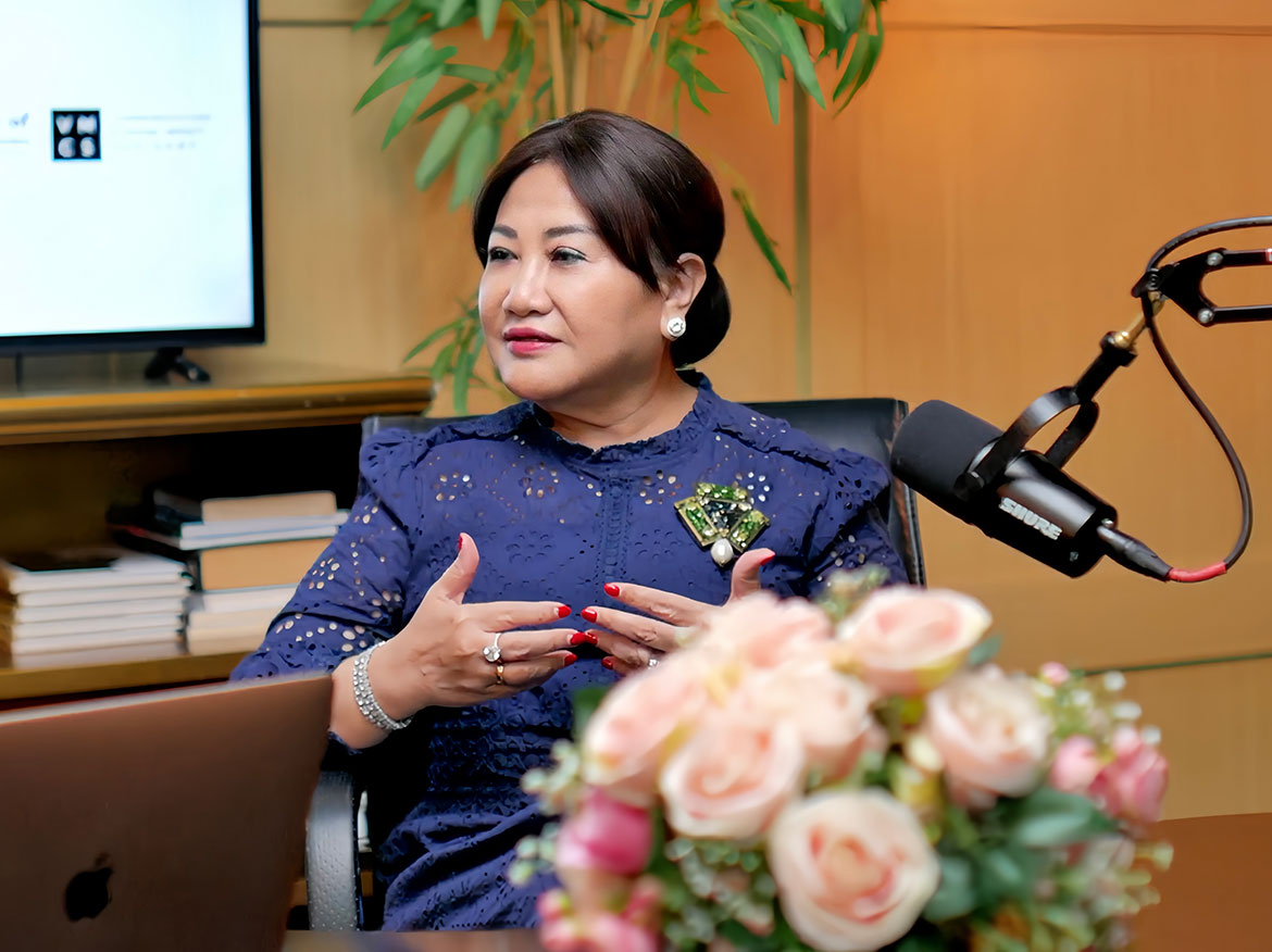 Teknologi AI Personal Branding Kepemimpinan Perempuan